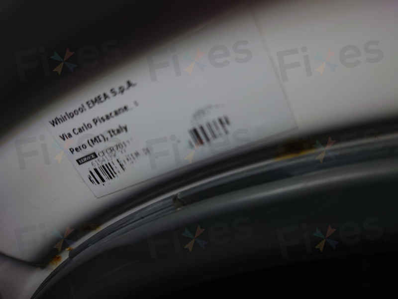 異物夾擊現場：這部惠而浦CFCR系列洗衣機因F05故障遭硬幣髮夾阻礙 😮