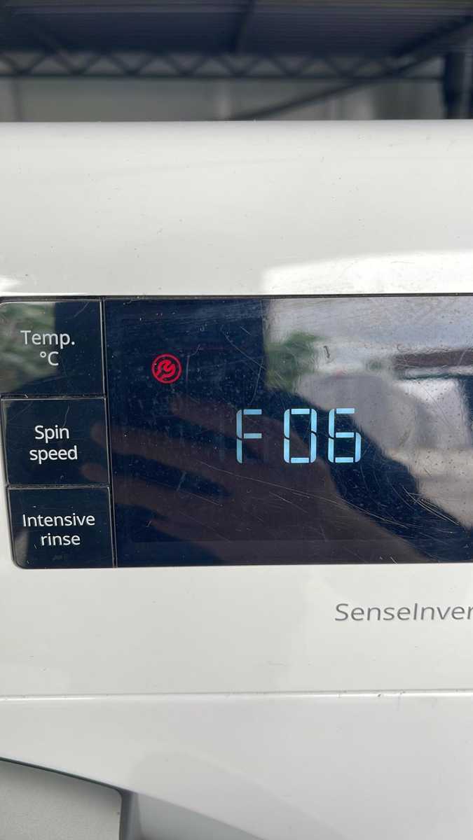 惠而浦CFCR系列洗衣機門鎖失靈,F06故障碼修復實例 🚪