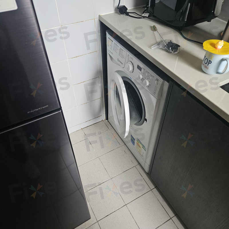 更換新門鎖掣後，這部Indesit EWSD系列洗衣機F06故障一去不返🚀