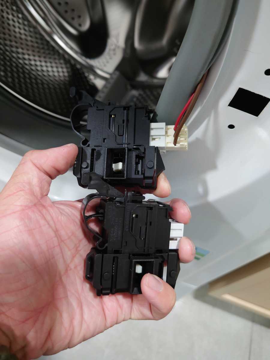 依達時洗衣機F06故障碼解密,客戶巧妙應對機門鎖死困境 🎯