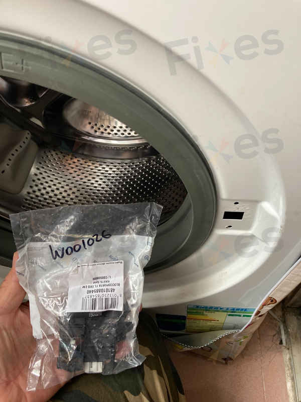 出現故障碼F06,更換門鎖掣💥Whirlpool惠而浦前置式洗衣機 CFCR80221