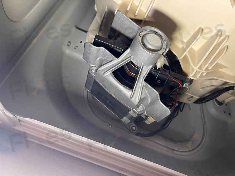 出現故障碼F06🔧Whirlpool惠而浦前置式洗衣機 AWC7100A