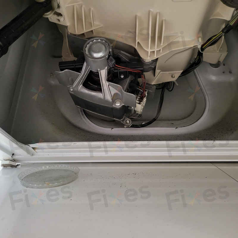 出現故障碼F06🔧Whirlpool惠而浦前置式洗衣機 AWC7100D