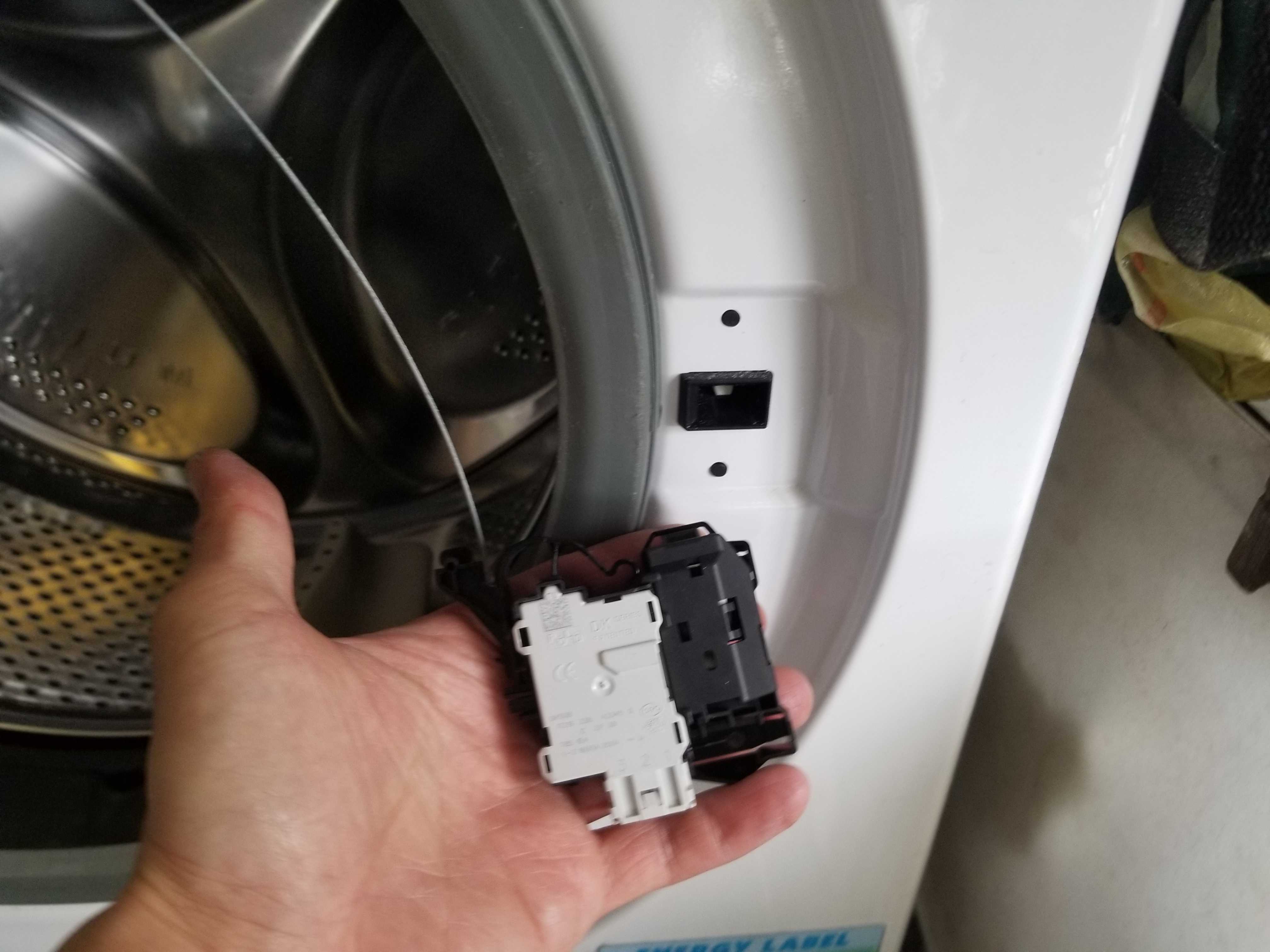 出現故障碼F06🚫Whirlpool惠而浦前置式洗衣機 CFCR70111