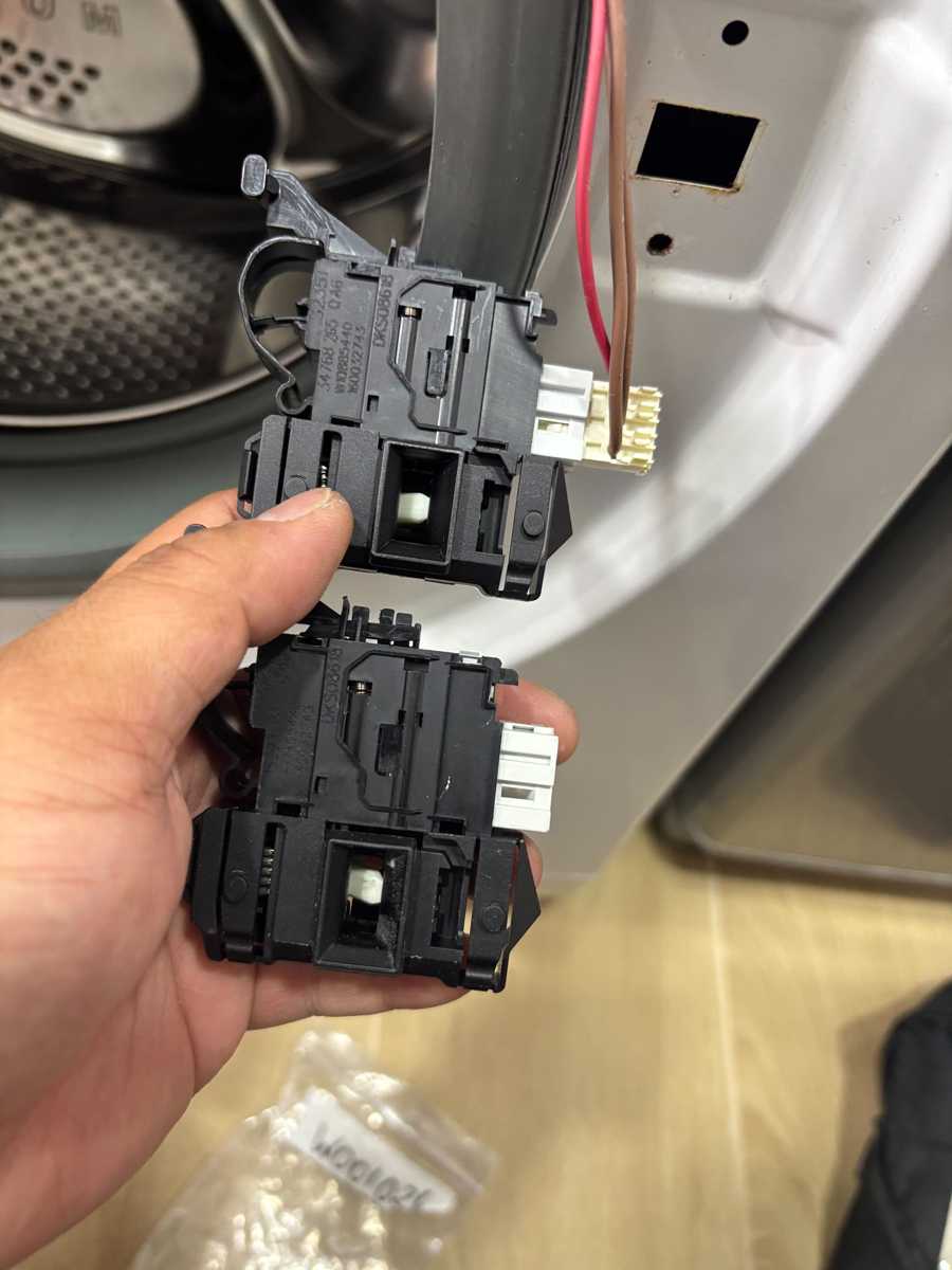 搬家前的安心準備：這部惠而浦CFCR系列洗衣機F06故障碼門鎖掣更換小故事 🏠