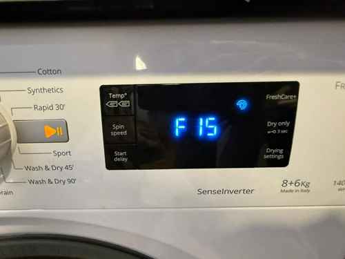這部Whirlpool WFCR系列洗衣機F15故障碼背後：體貼業主與租客的一天 🌈