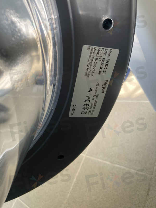 從F18到恢復正常運轉：這部Whirlpool FFCR系列洗衣機電子板受潮的啟示 🔁