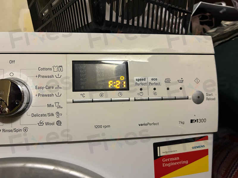 偏遠村屋不想換新機?這部西門子WM系列洗衣機F21故障碼碳刷更換過程 🌿