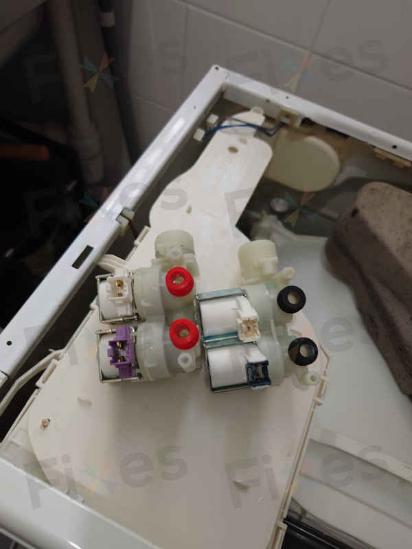惠而浦CFCR系列洗衣機h2o入水超時困擾客戶：更換入水掣問題迎刃而解 ⚡