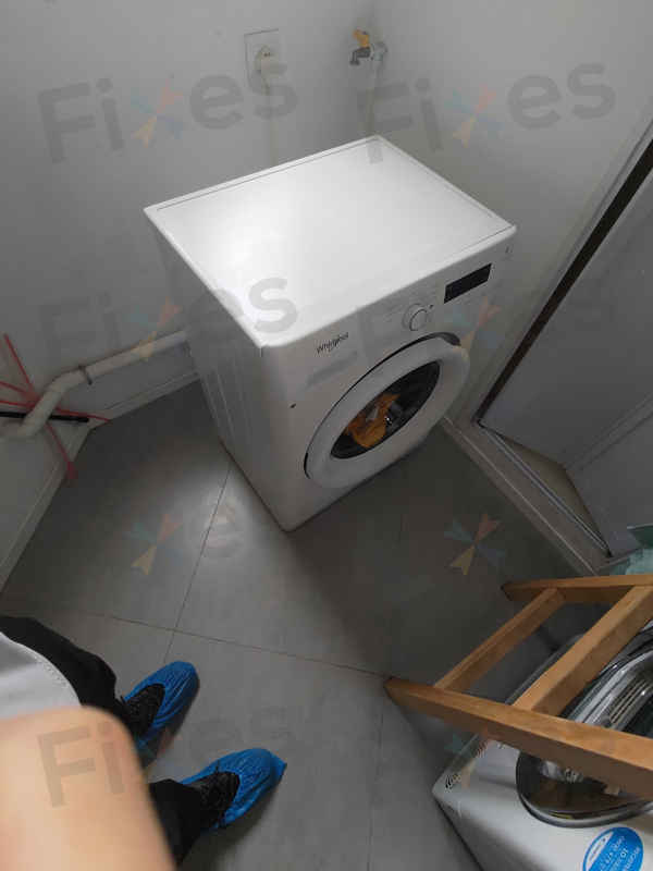 這部惠而浦洗衣機入水太慢，原來是h2o故障的警示 🚰
