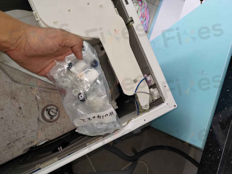 惠而浦CFCR系列洗衣機h2o故障碼困擾?掌握入水掣更換的關鍵技巧 💧