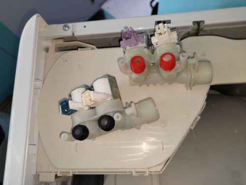 惠而浦CFCR系列洗衣機h2o故障碼困擾？掌握入水掣更換的關鍵技巧 💧