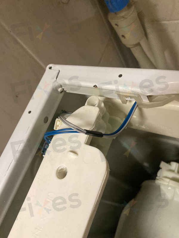 洗衣時間拖成無限賽跑?這部惠而浦CFCR系列洗衣機冒出H2O故障碼⏳