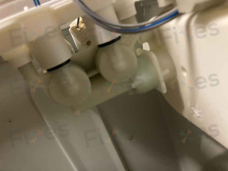 洗衣時間拖成無限賽跑?這部惠而浦CFCR系列洗衣機冒出H2O故障碼⏳