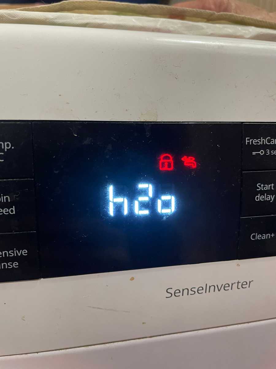 入水掣故障引發h2o警報？一位惠而浦洗衣機用戶的修復之旅 🚰