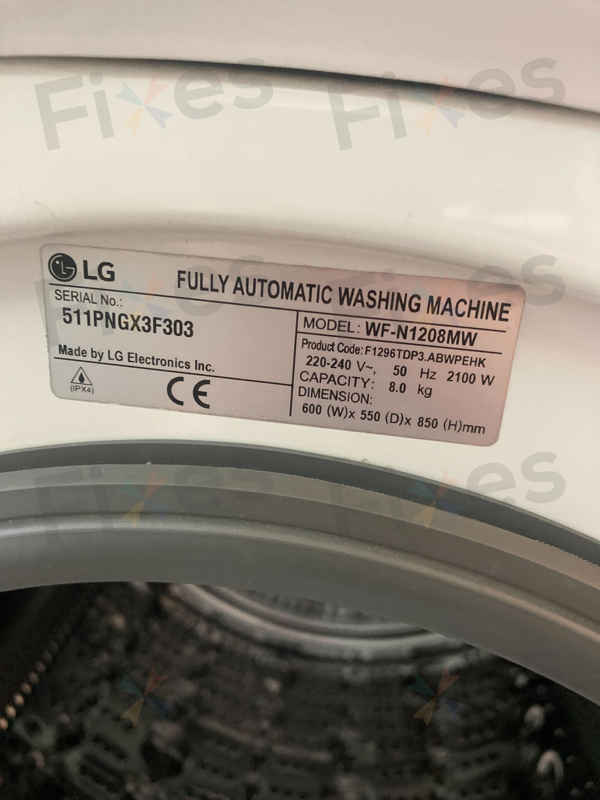 這部LG WFN系列洗衣機LE故障碼讓客戶進退兩難，廚房玻璃門成最大障礙 🚪