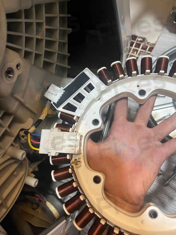 十年機齡仍穩！這部LG WFN系列洗衣機LE故障碼更換轉速傳感器後歸於寧靜✨