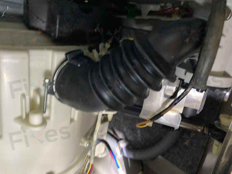 不排水，出現故障碼OE🚫 LG前置式洗衣機 WFT1207MW