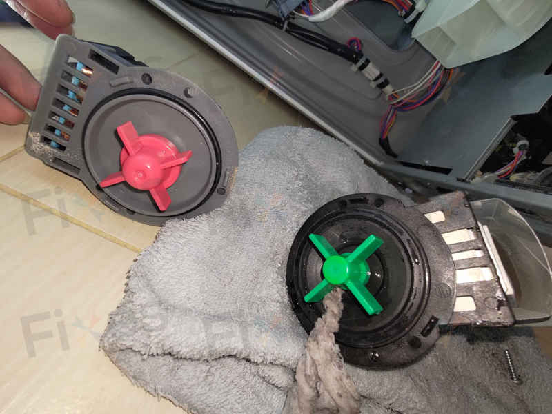 這部Panasonic NA系列洗衣機U11故障碼背後的真相:吸色紙引發的排水危機 💧