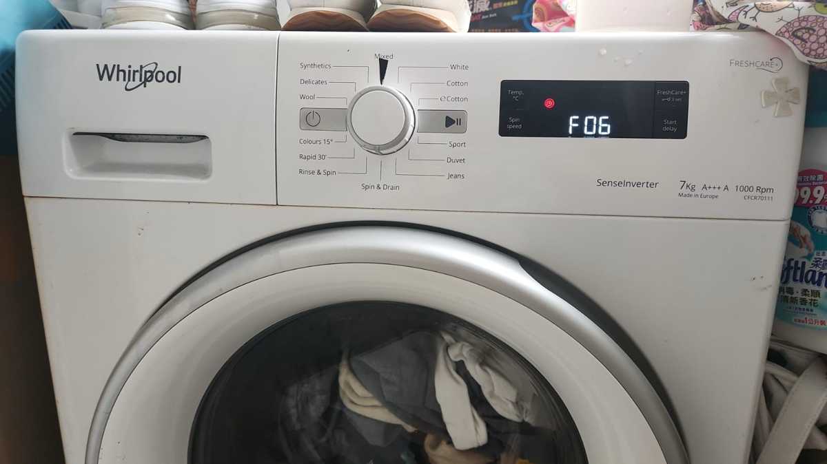 小心操作免失誤:Whirlpool CFCR系列洗衣機F06故障背後的門鎖掣故事 💡