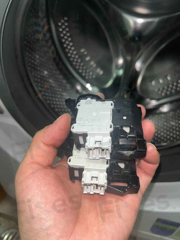 小心操作免失誤:Whirlpool CFCR系列洗衣機F06故障背後的門鎖掣故事 💡