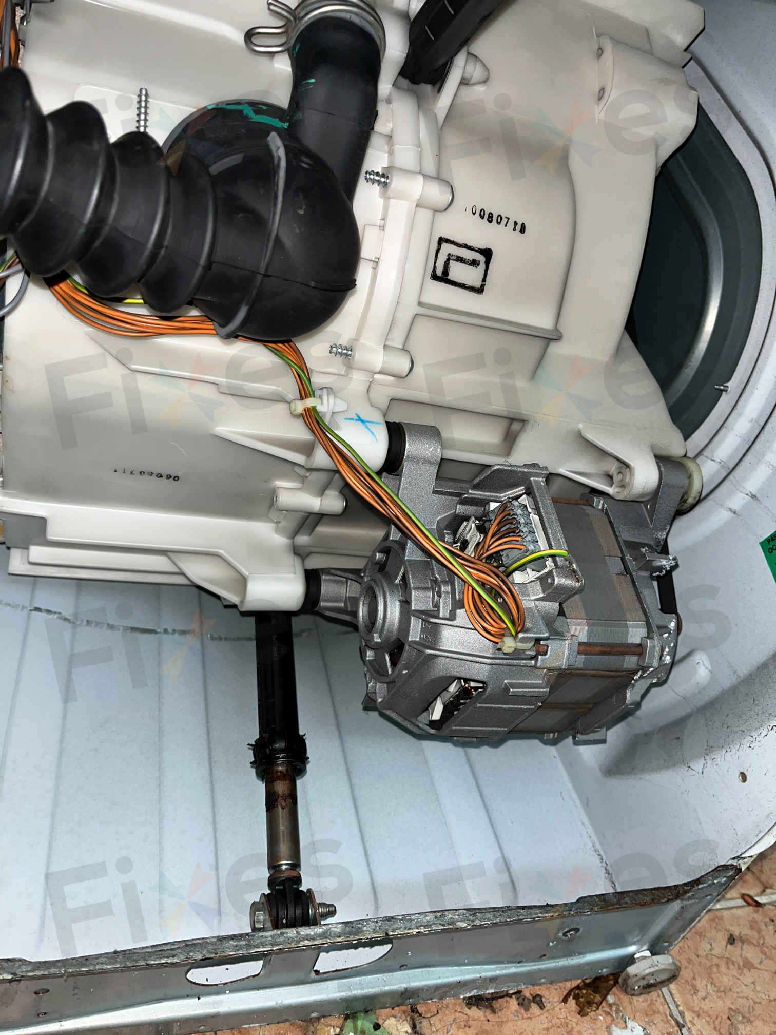 不停閃動代表故障碼E21的三個轉速燈🚦Siemens西門子洗衣機 WM08E161HK
