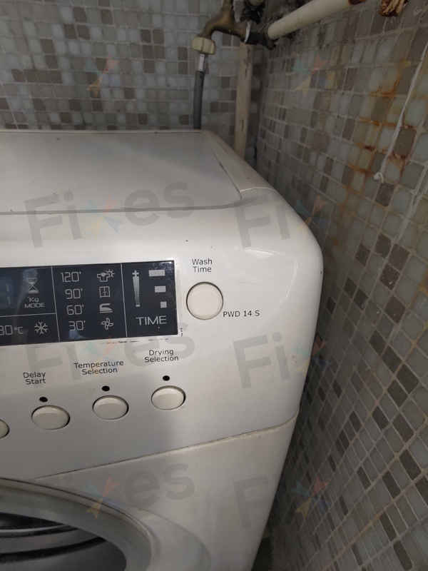 師傅上門檢查Philco PWD系列洗衣機:E7與E8故障碼背後的線索 🔍