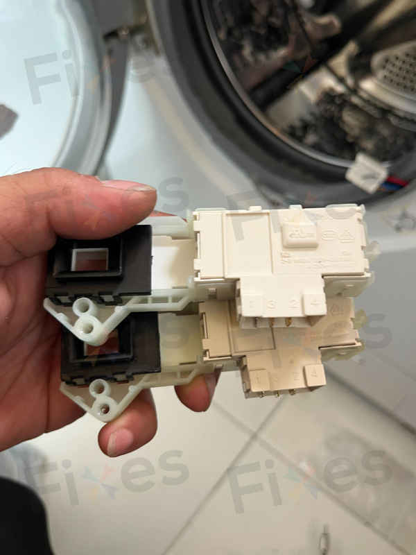 不能鎖門,出現故障碼DE🔐LG前置式洗衣機 WFNP1206MW