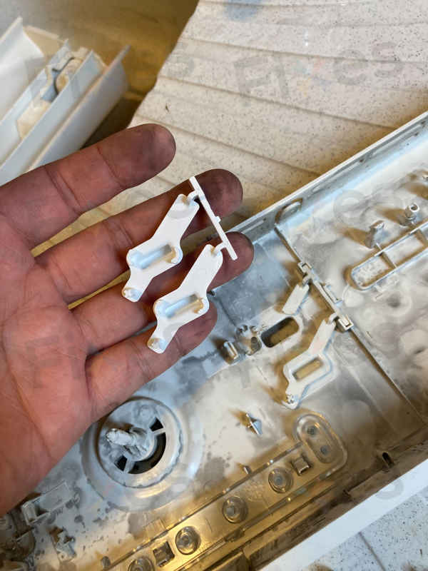 開始按鈕凹陷👊Whirlpool惠而浦前置式洗衣機 AWC6090S