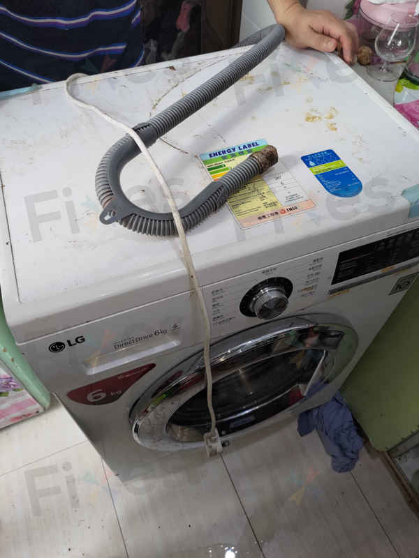 出現故障碼LE🛠LG前置式洗衣機 WFN1006MW