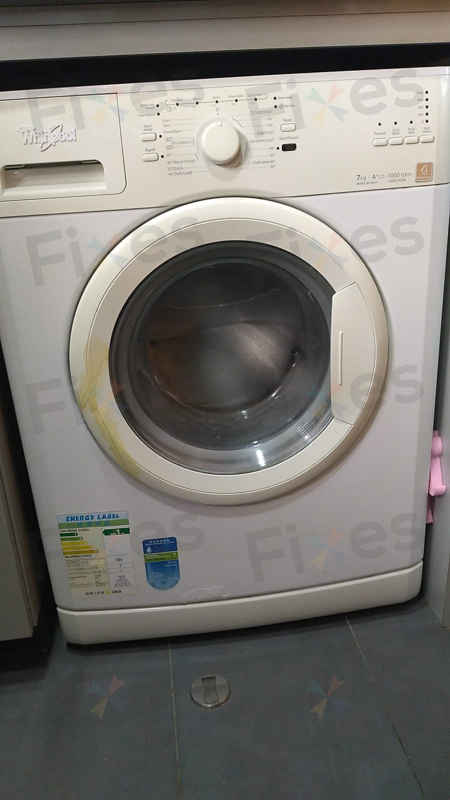 按鍵凹陷不等於報廢：這部服役十年的惠而浦CARE系列洗衣機如何重獲新生 ♻️