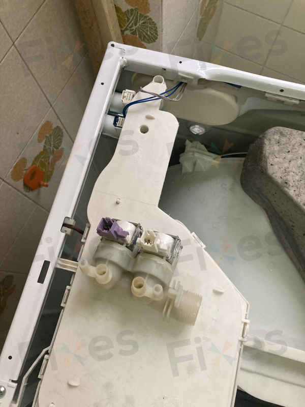 出現故障碼h2o，入水相關問題💧Whirlpool惠而浦前置式洗衣機 CFCR70111