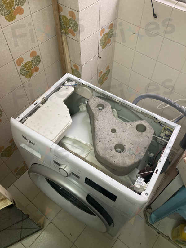 出現故障碼h2o，入水相關問題💧Whirlpool惠而浦前置式洗衣機 CFCR70111