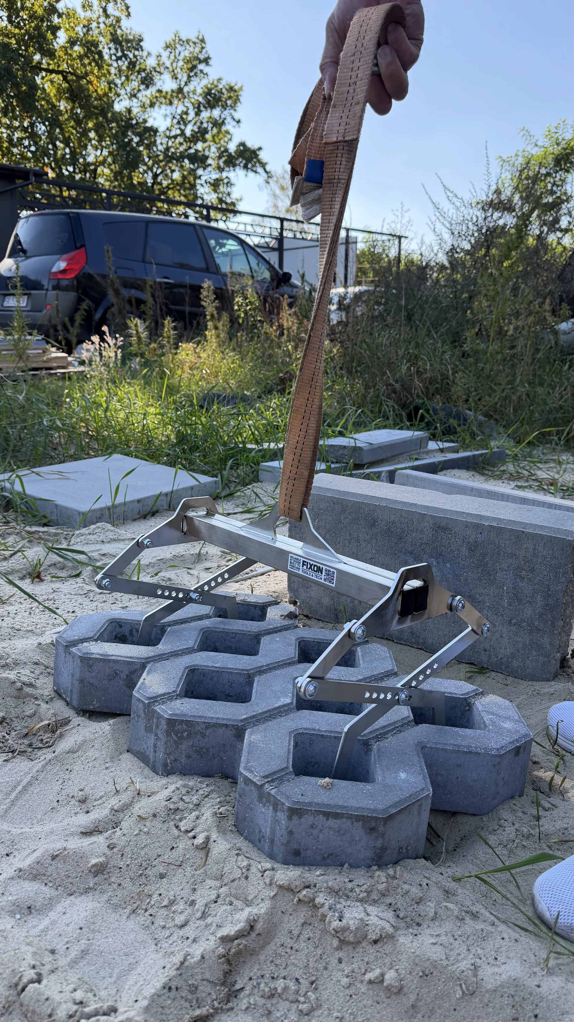 GRIX SYSTEM ADAPTER + 2× GRIX — a stable system for carrying elements 8