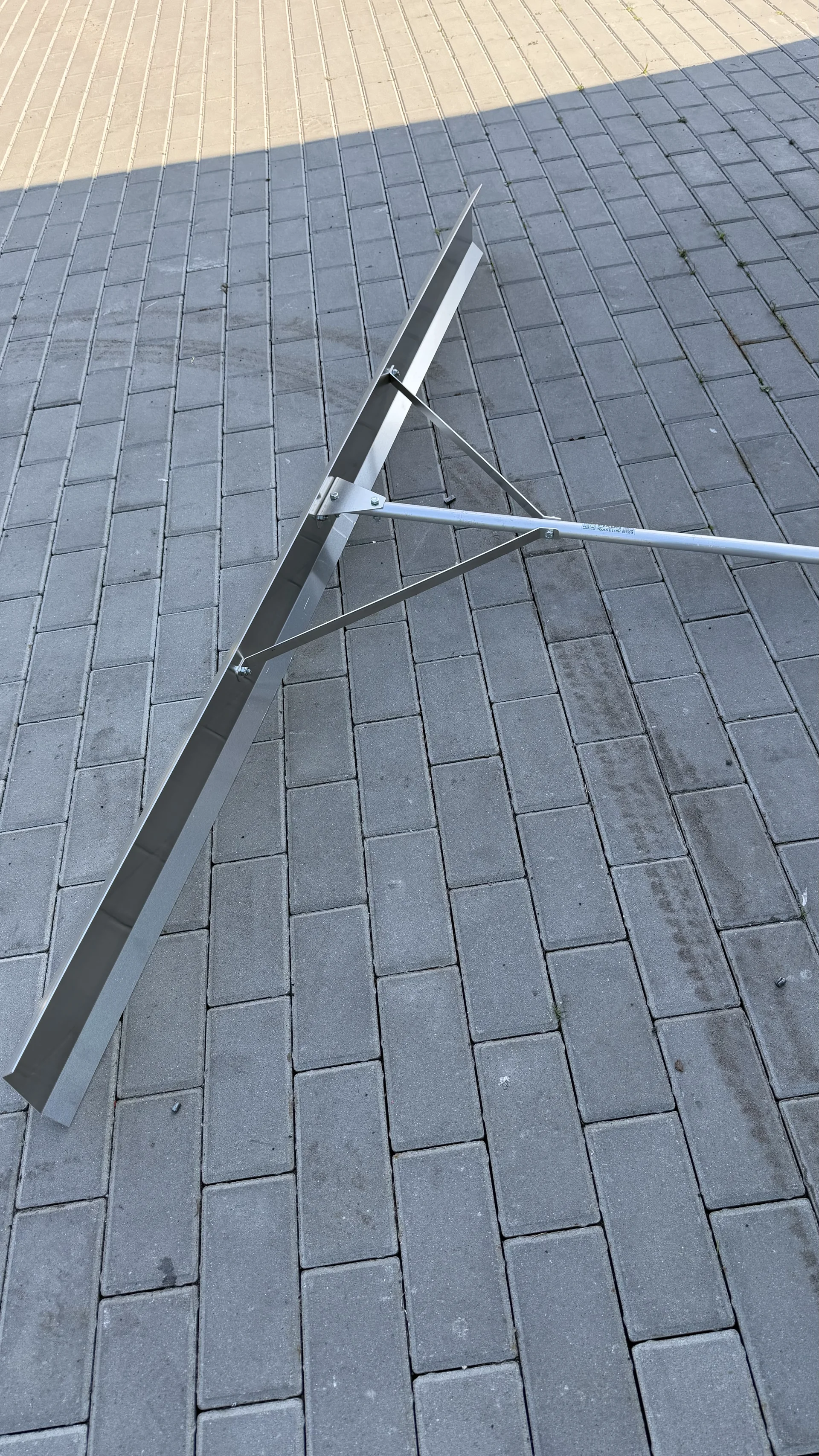 PROFILFIX 200 – manual paving screed made of aircraft-grade aluminum for sub-base profiling 3