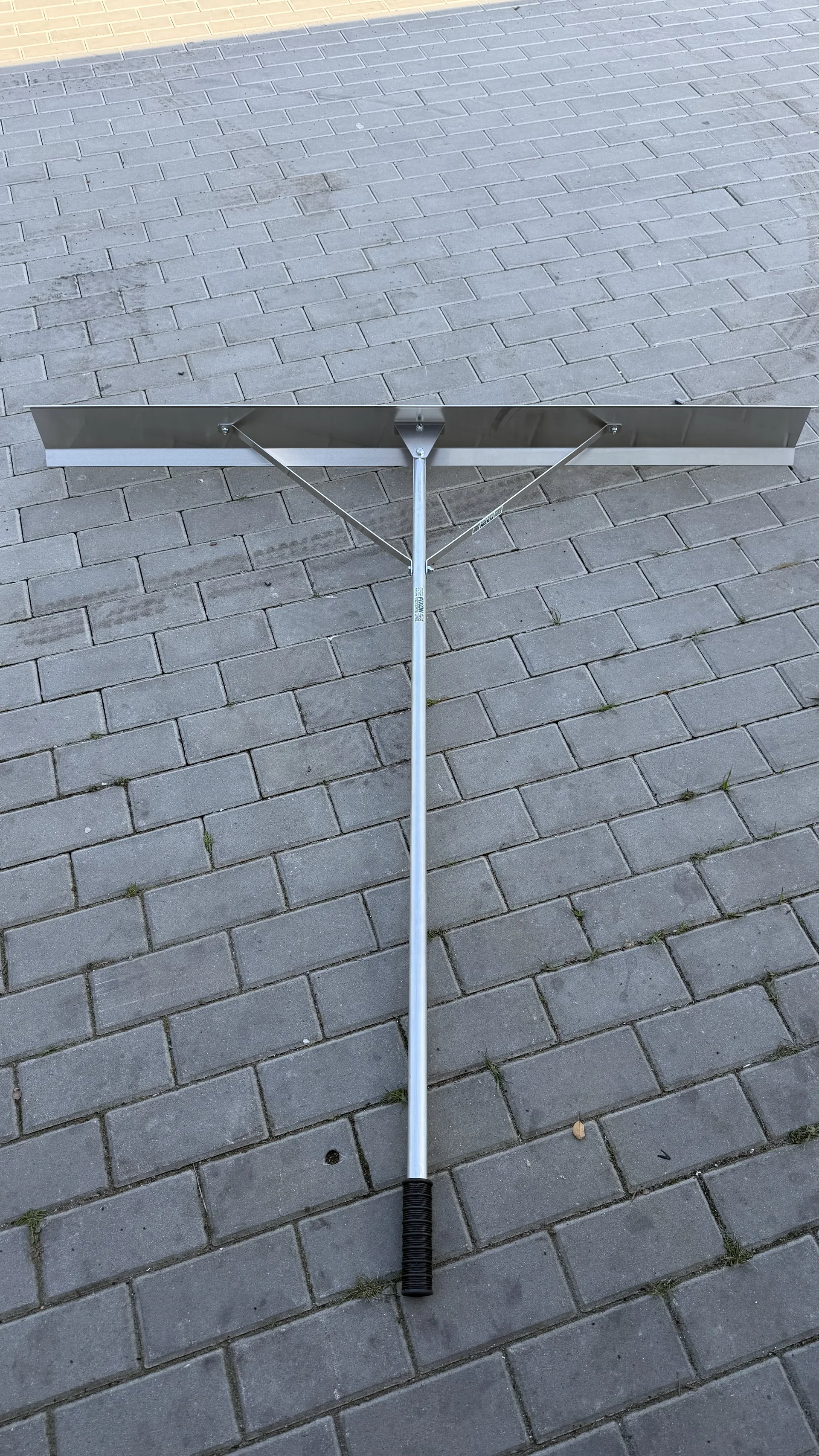 PROFILFIX 100 – manual paving screed made of aircraft-grade aluminum for sub-base profiling 5