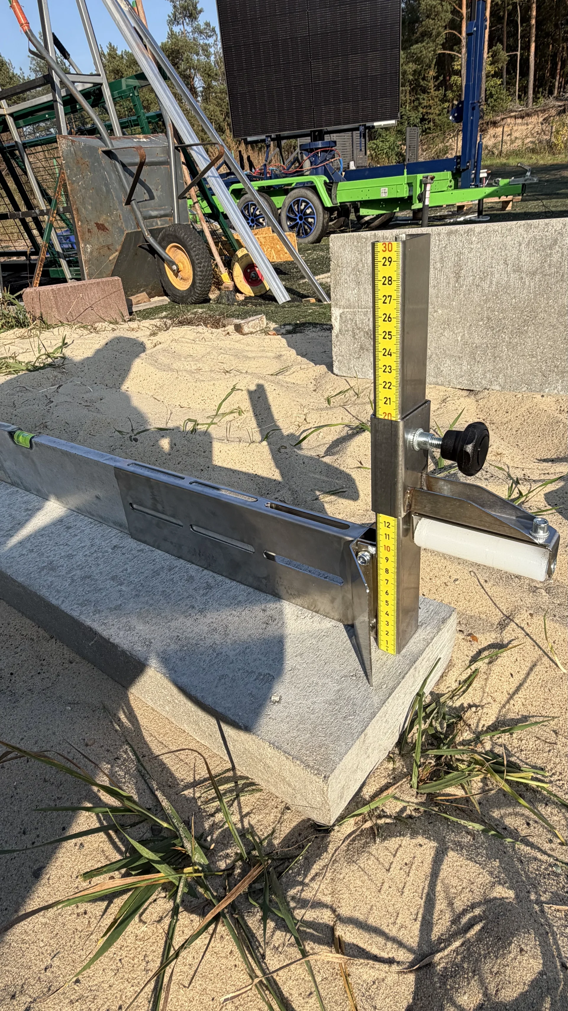 FLATFIX SLIDE — sett med vater-adaptere med høyde- og breddejustering opp til 25 cm 3