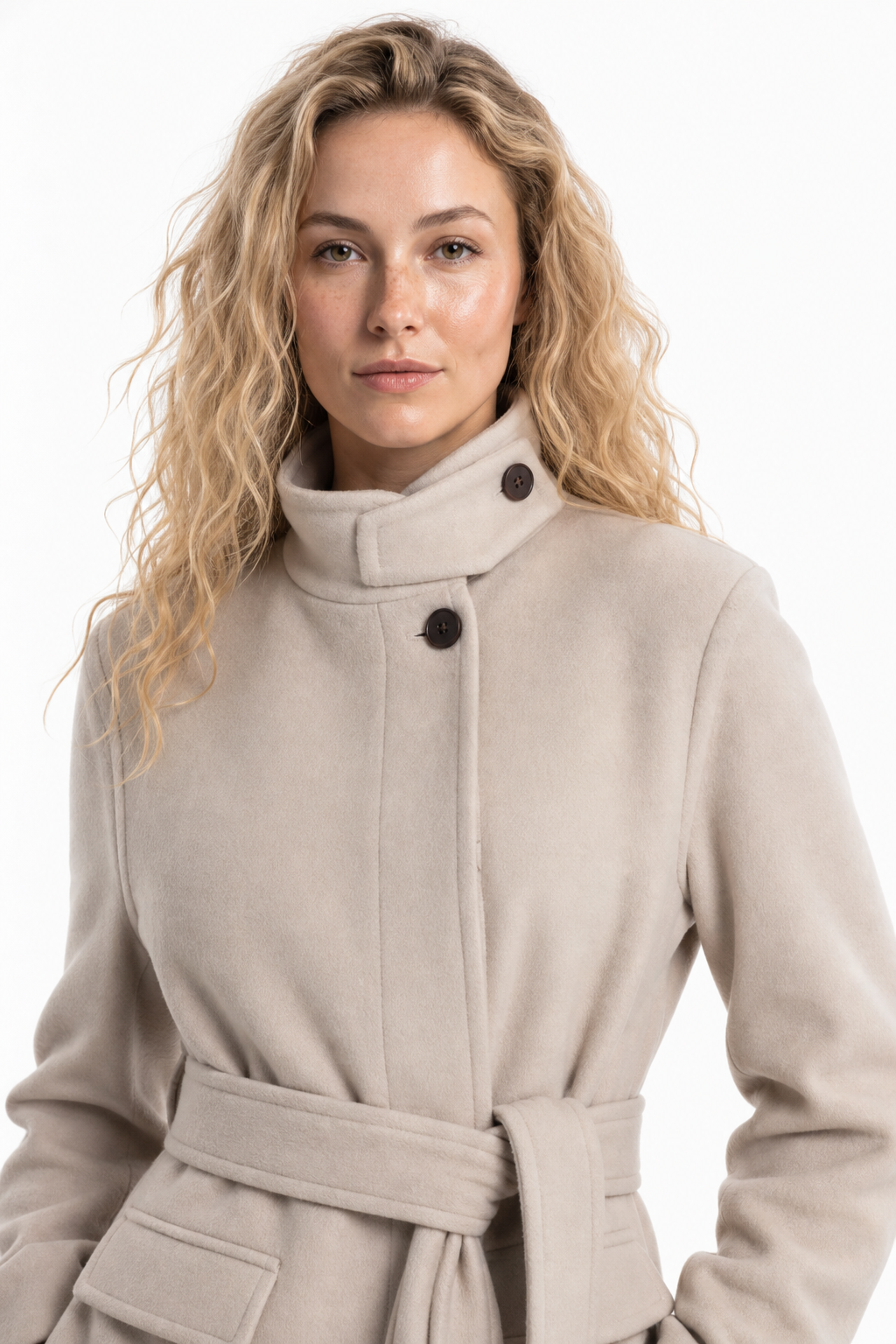 Yasmin Duffy - AI fashion model lookbook on Flashlook