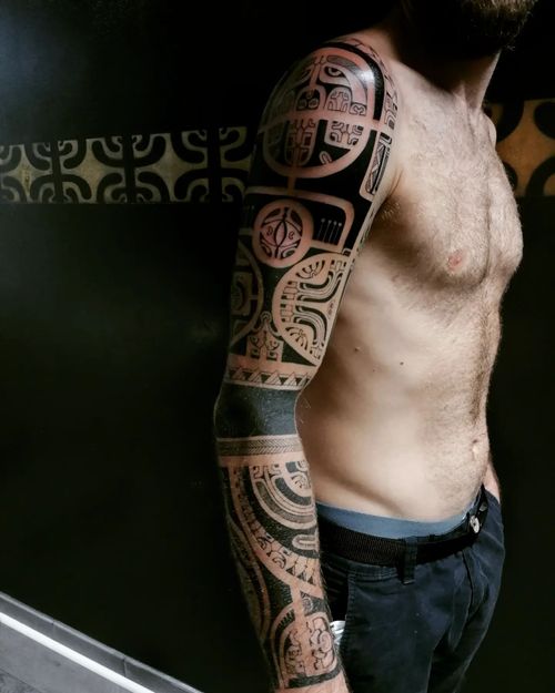 Abraxas Tattoo - Salon de tatouage et tattoo - Paris France Abraxas Tattoo - Salon de tatouage et tattoo - Paris France