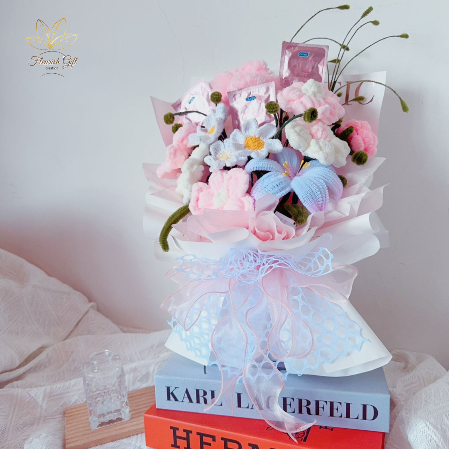 Blush & Tease/春色调情 (PRE OREDER 1 WEEK)