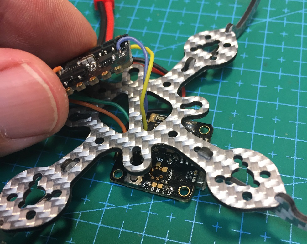 ESC Signal Wire Routing