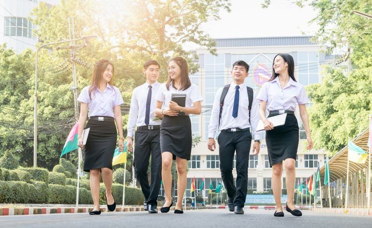 Lagi Naik Daun, Mengapa Kuliah di Thailand Makin Diminati?
