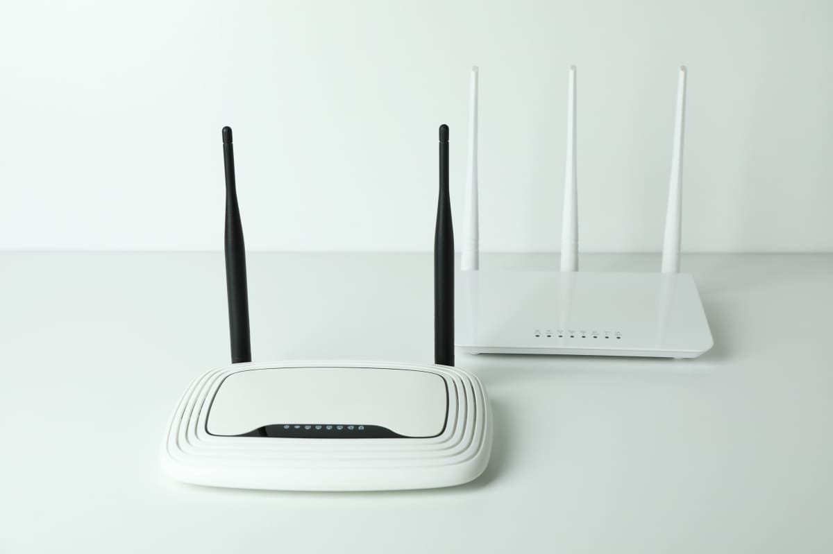 perbedaan modem dan router