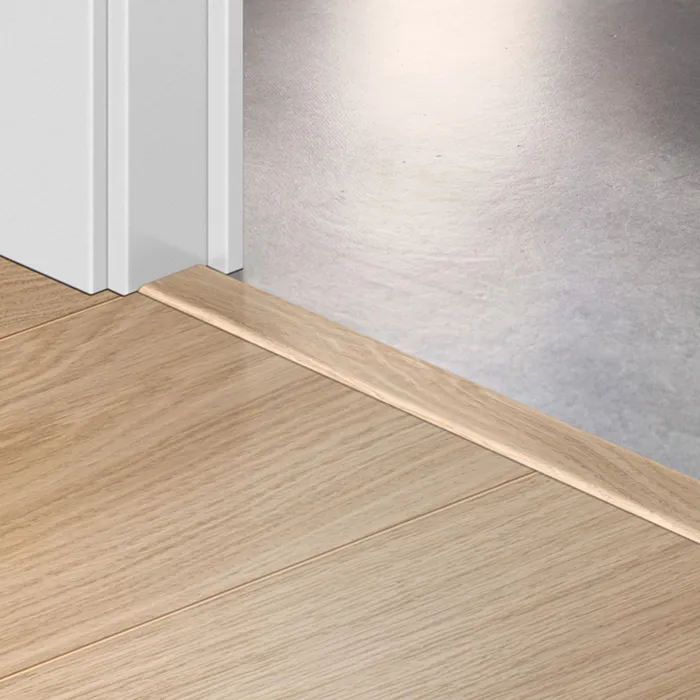 Incizo T-section transition on laminate