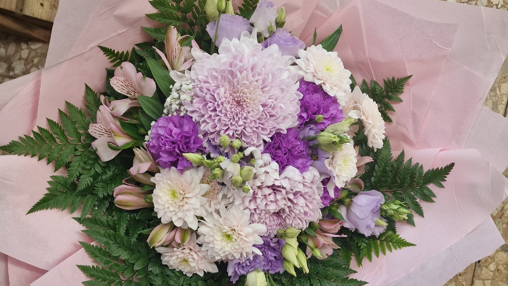 Festlicher Blumenstrauß in Nahaufnahme