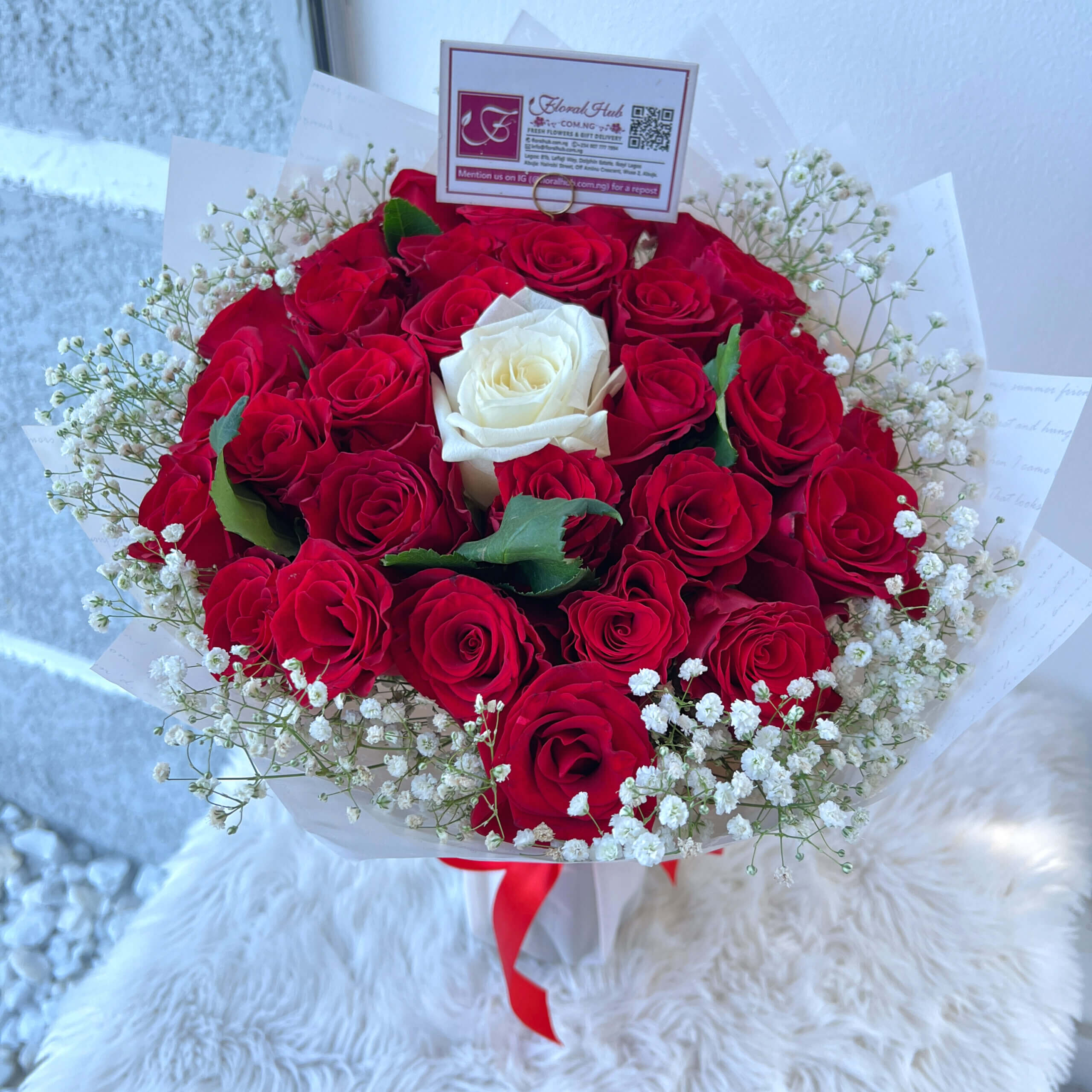 Numero Uno Red and White Roses Floralhub 4