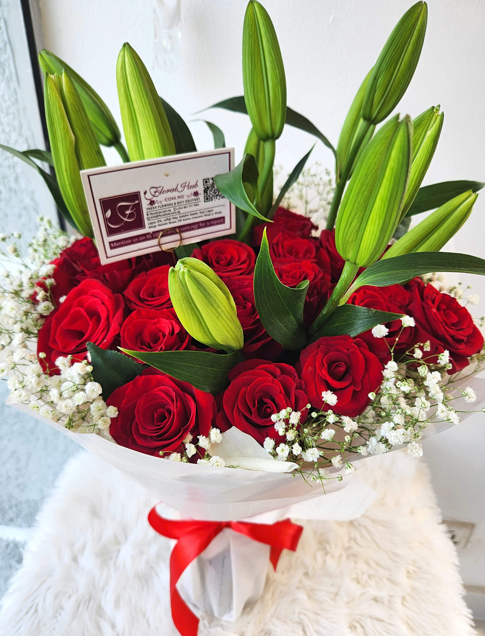 Red Roses and Lillies with Million Stars 1