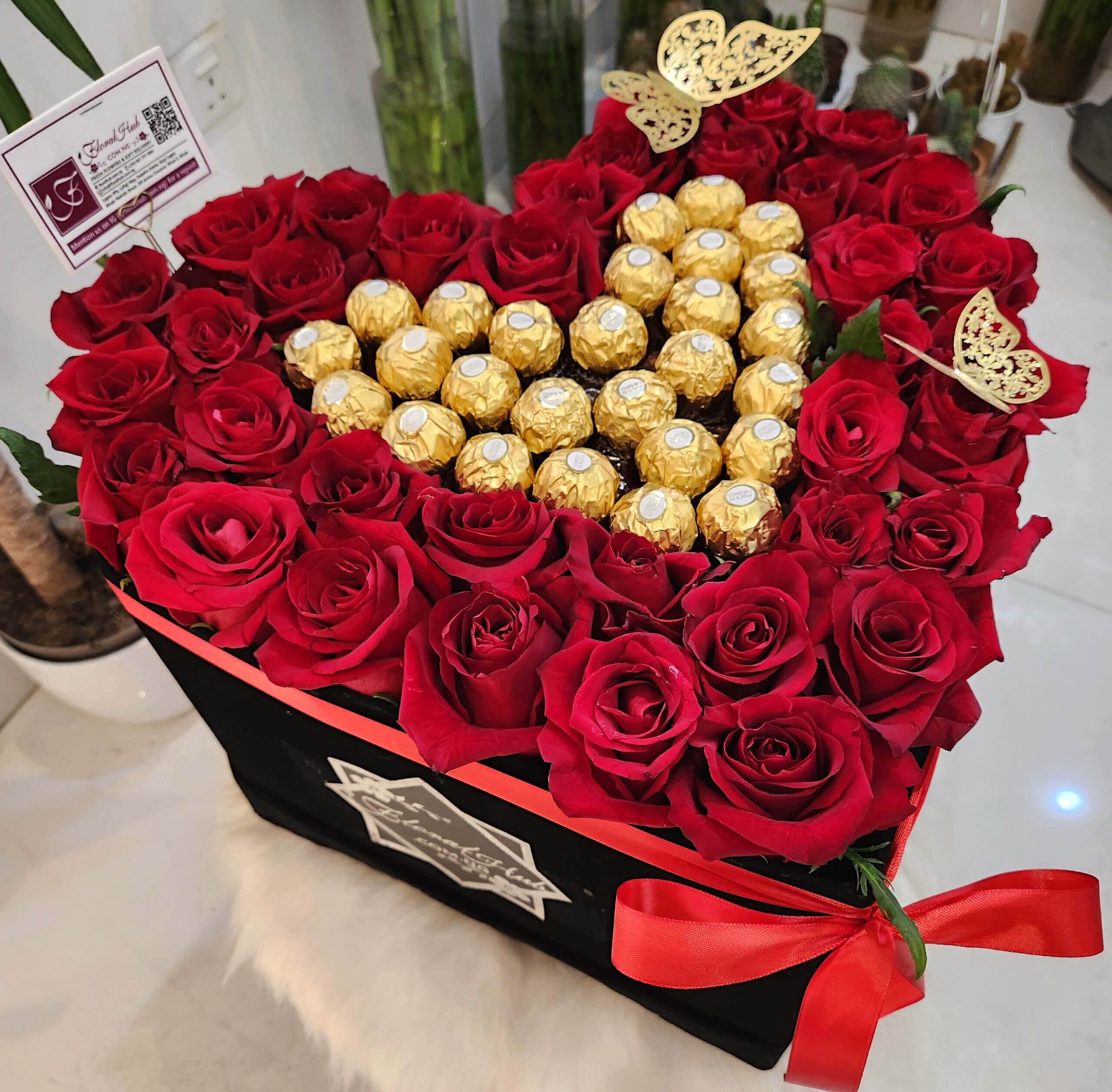 Classic Roses and Chocolate Box Arrangement – Box of red roses and ...