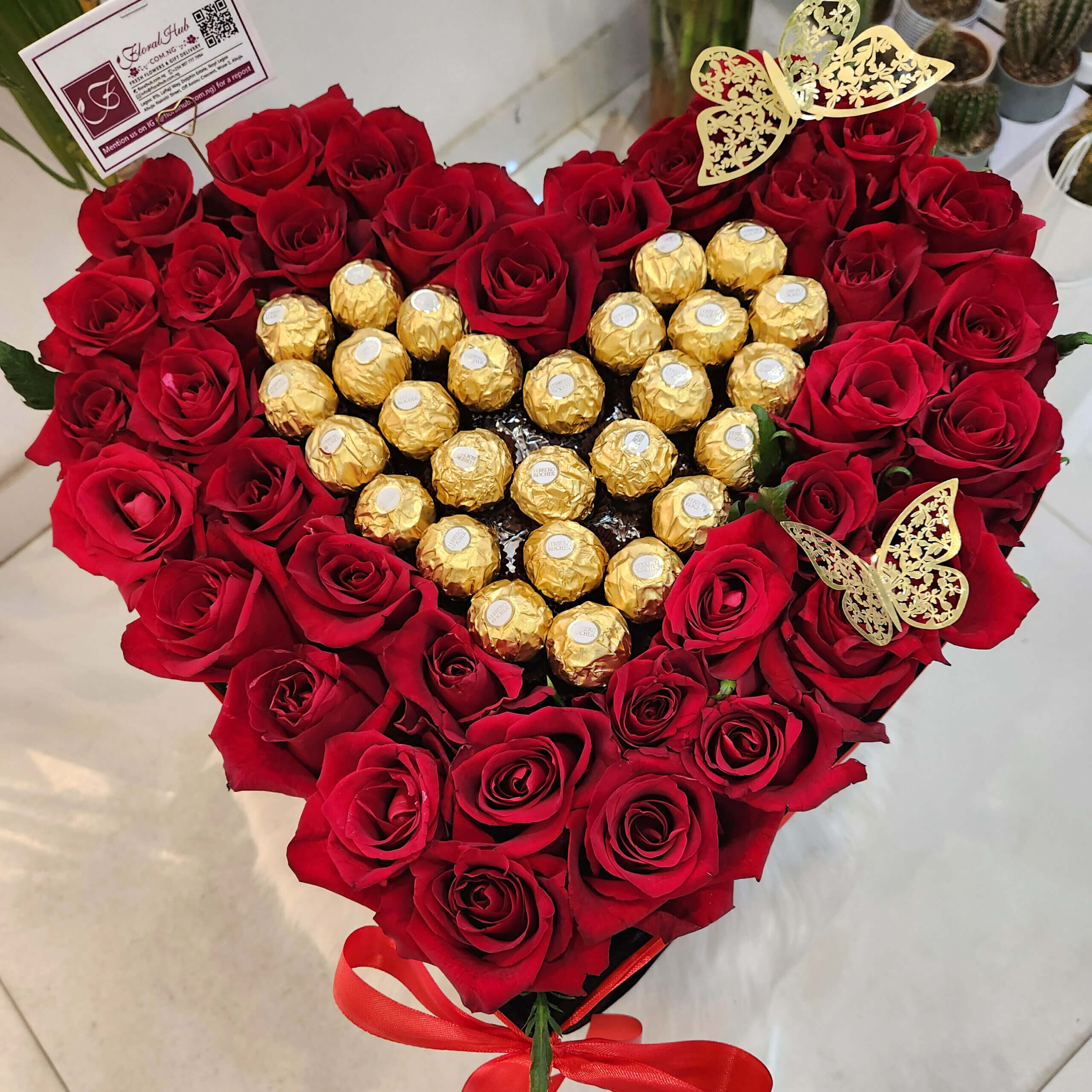 Classic Roses and Chocolate Box Arrangement – Box of red roses and ...