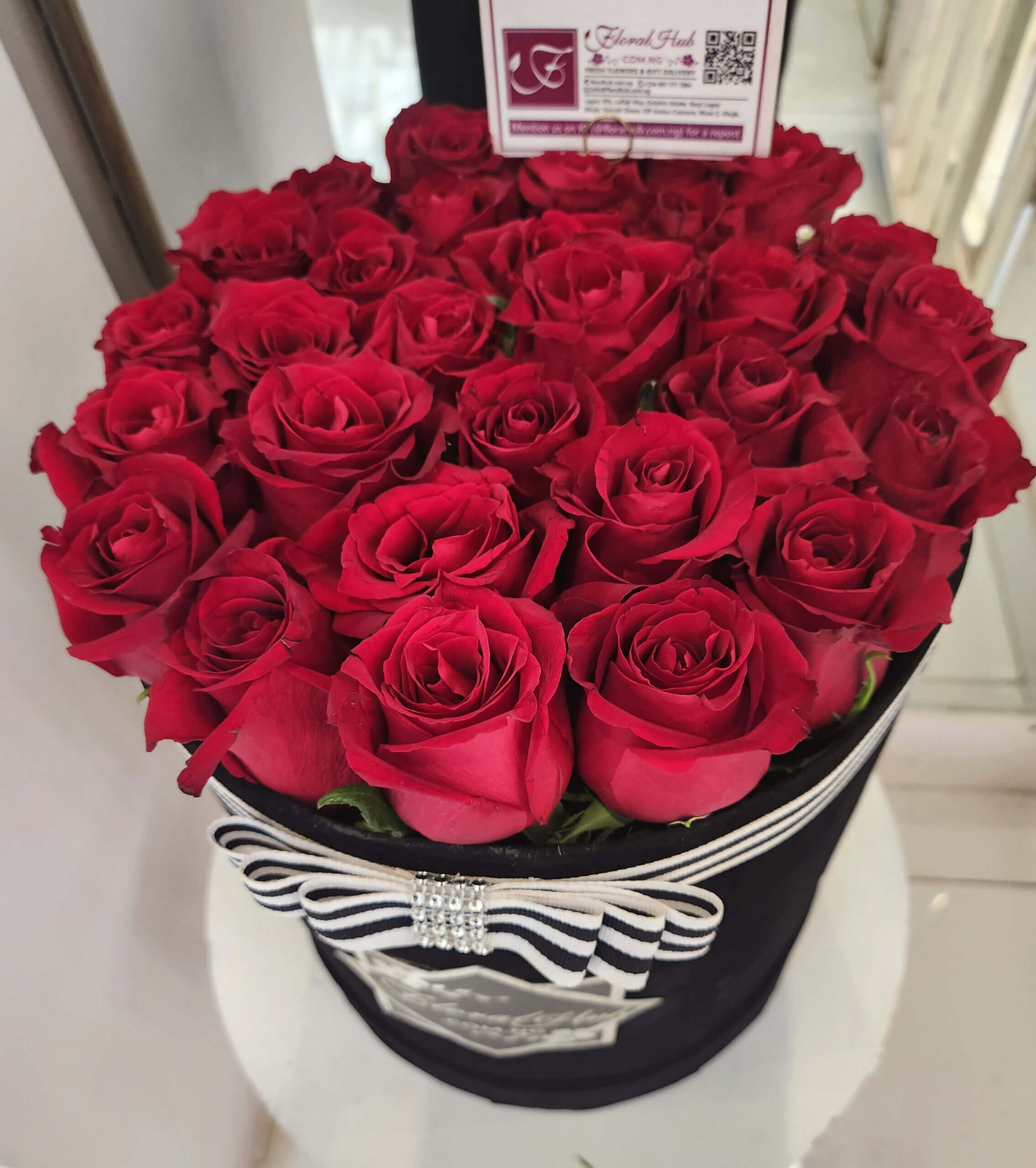 Red Roses Box